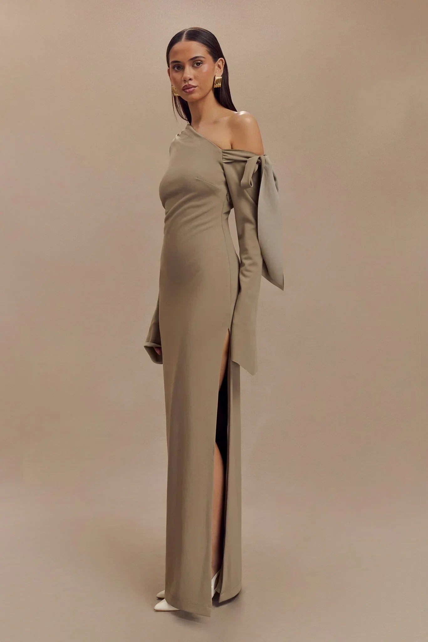 Nicola One Shoulder Crepe Maxi Dress - Mushroom