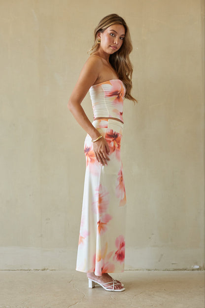 Anahi Floral Tube Top