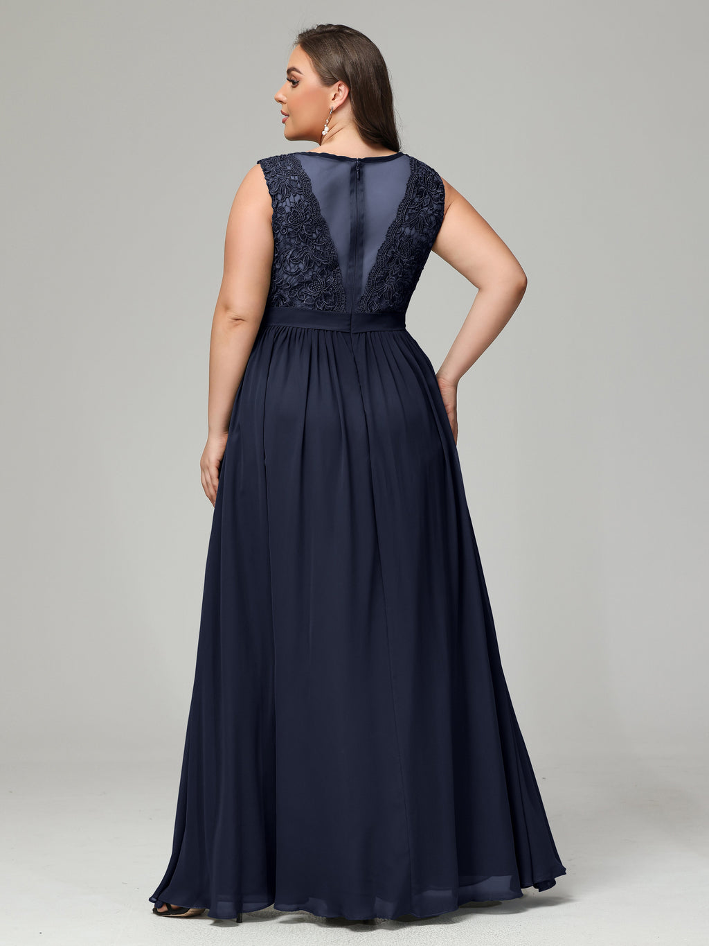 A-Line Bateau Plus Size Chiffon Bridesmaid Dresses