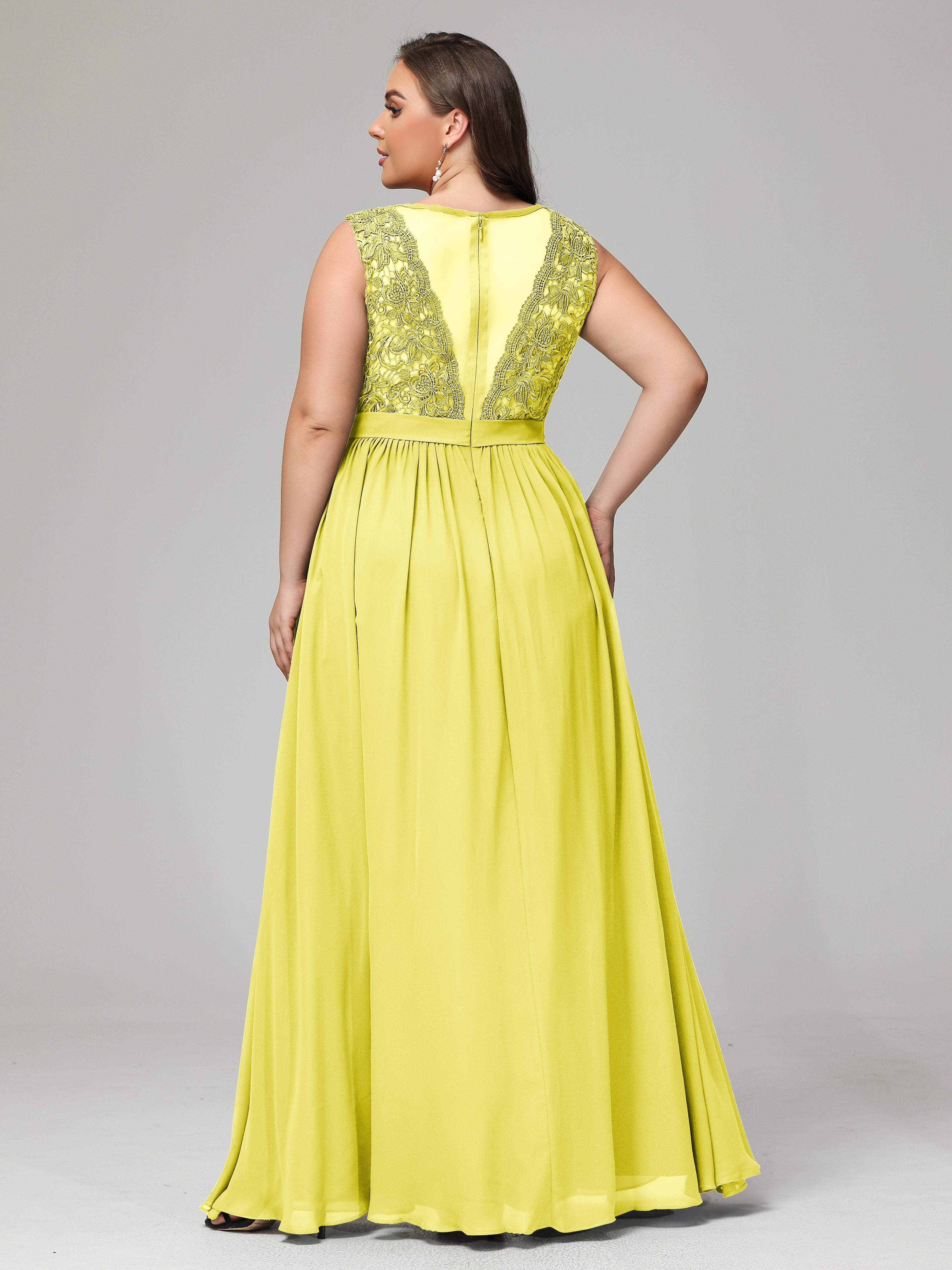 A-Line Bateau Plus Size Chiffon Bridesmaid Dresses