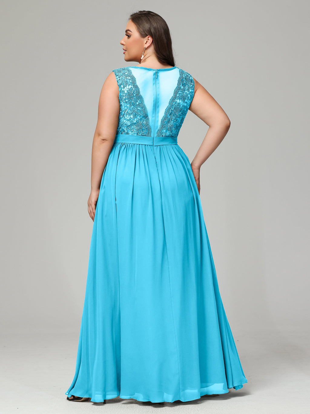A-Line Bateau Plus Size Chiffon Bridesmaid Dresses