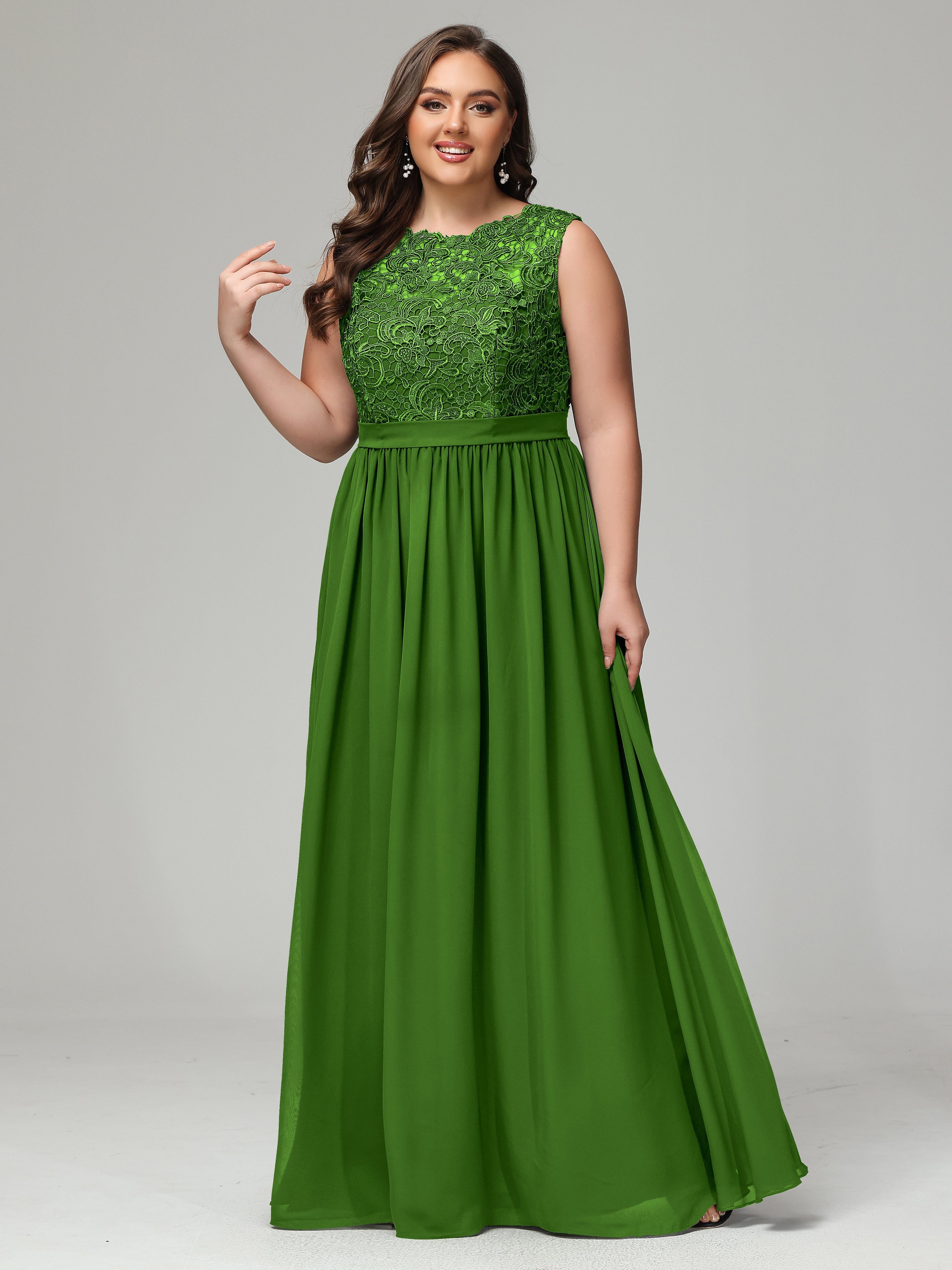 A-Line Bateau Plus Size Chiffon Bridesmaid Dresses