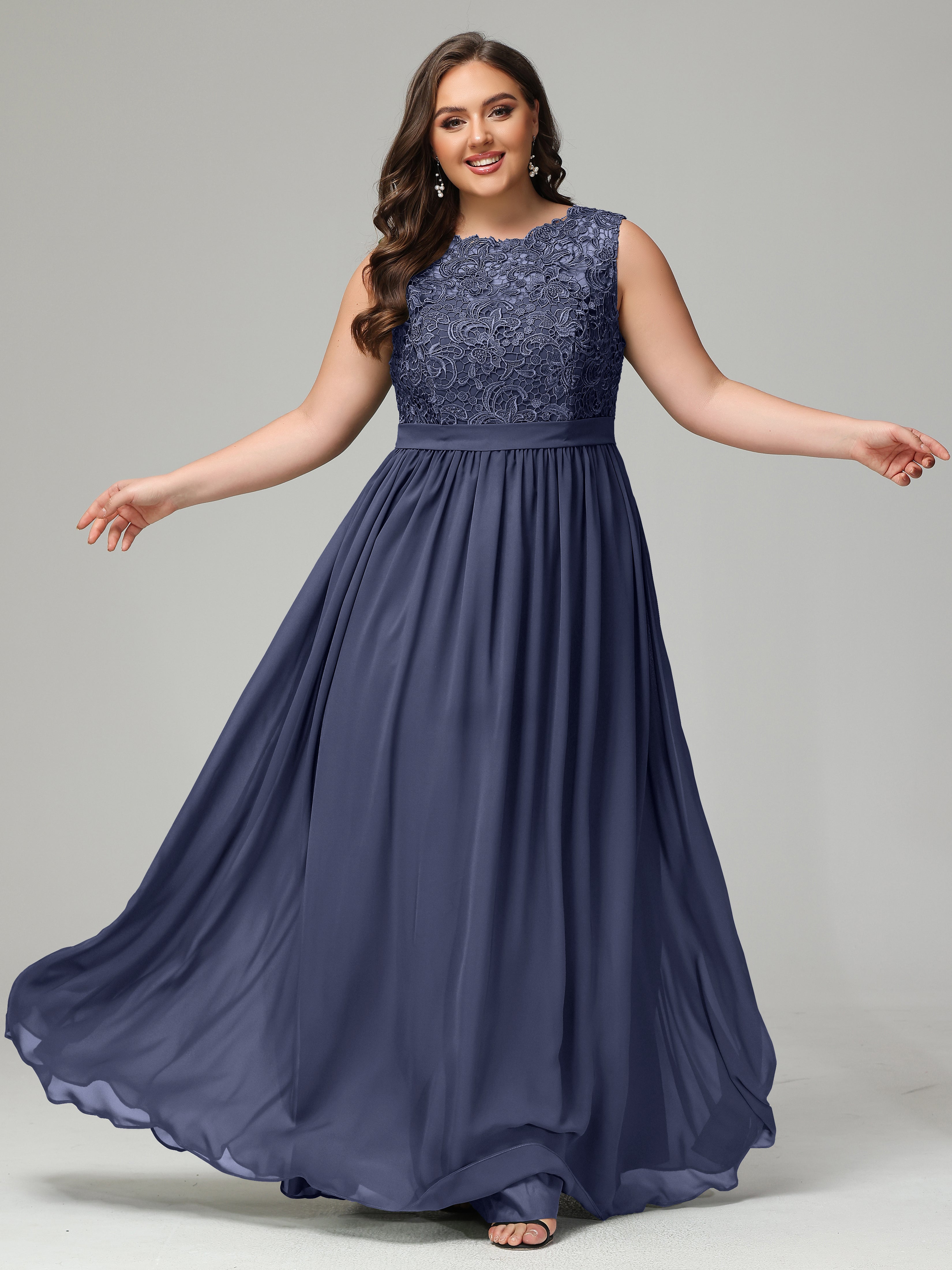 A-Line Bateau Plus Size Chiffon Bridesmaid Dresses