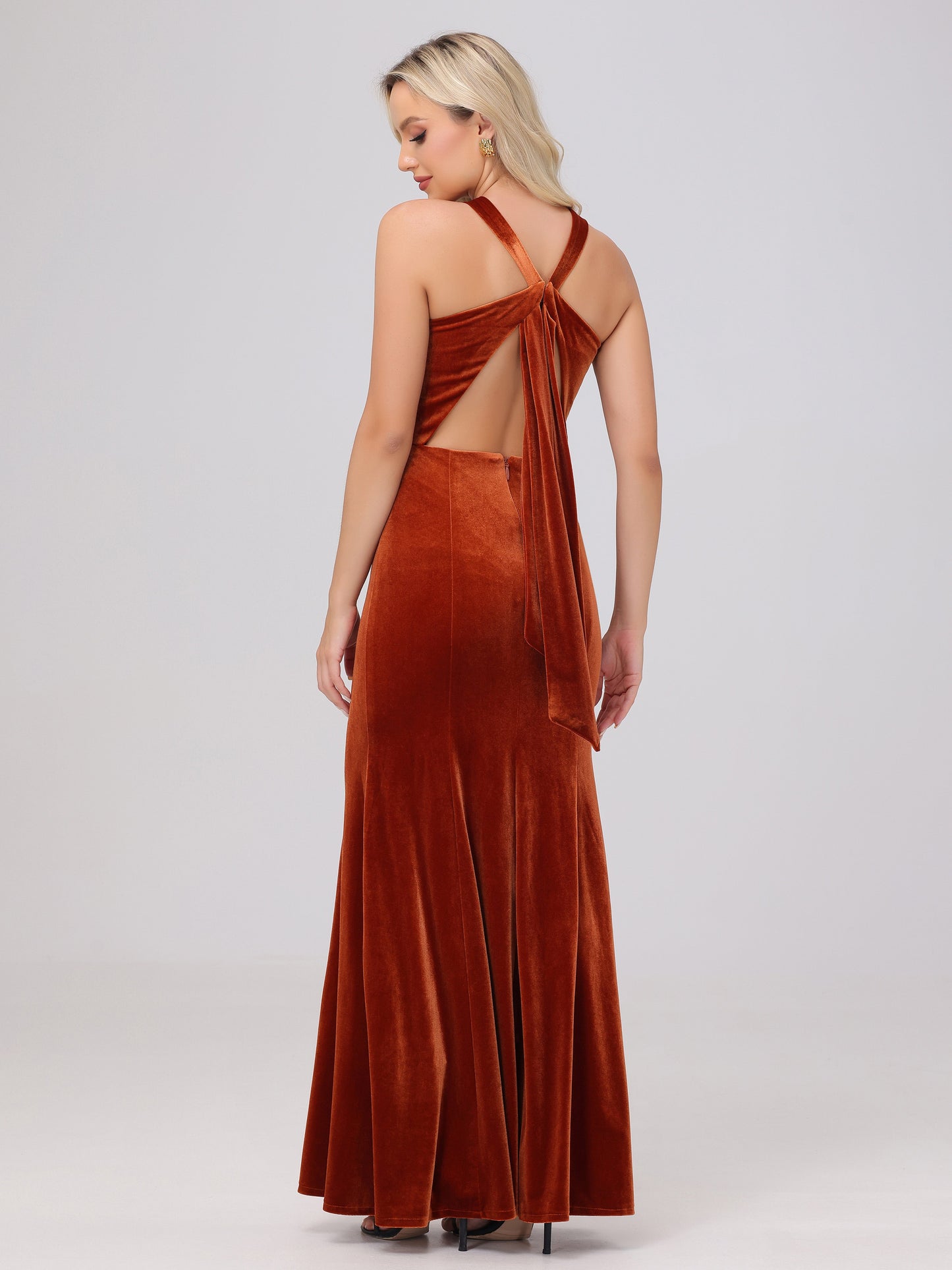Sheath Halter Sleeveless Open Back Maxi Velvet Bridesmaid Dresses