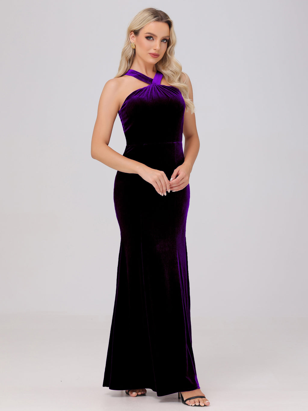 Sheath Halter Sleeveless Open Back Maxi Velvet Bridesmaid Dresses