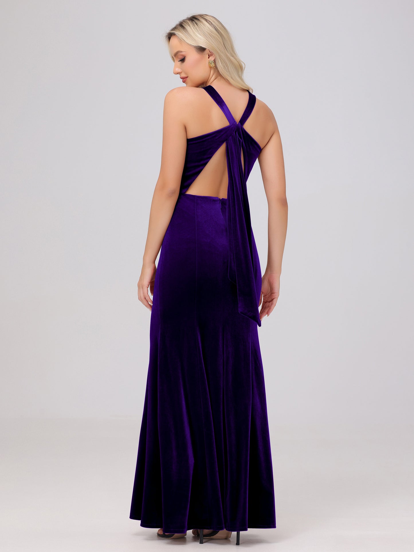 Sheath Halter Sleeveless Open Back Maxi Velvet Bridesmaid Dresses