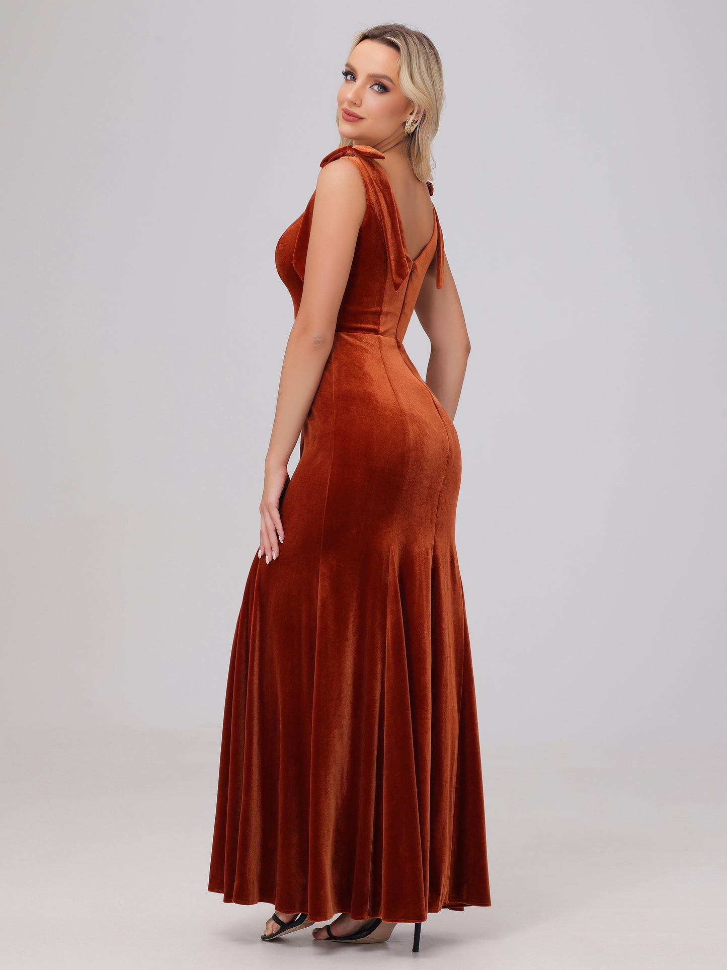 Sheath Square Neck with Bowknot Straps Velvet Bridesmaid Dresses