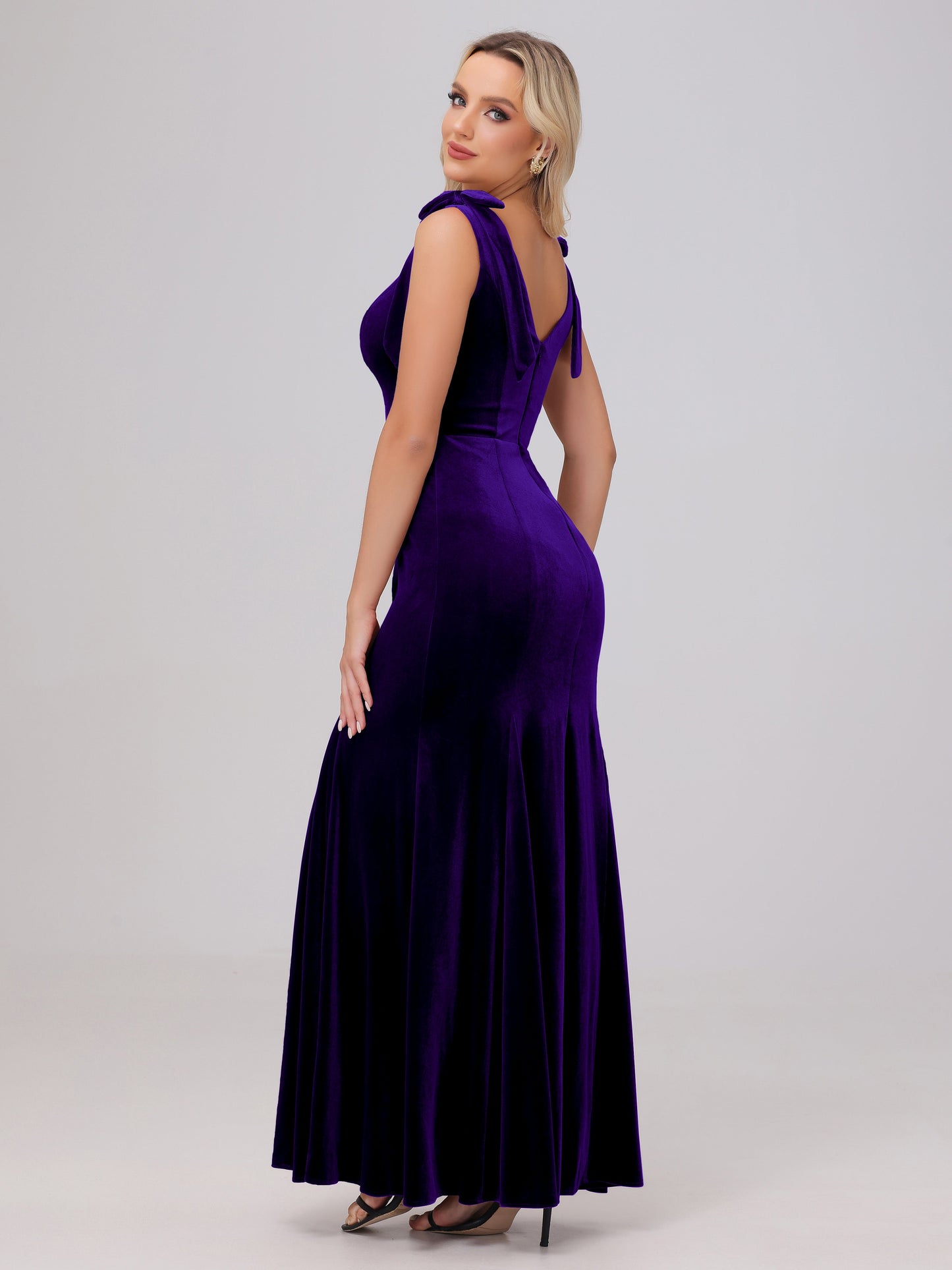 Sheath Square Neck with Bowknot Straps Velvet Bridesmaid Dresses