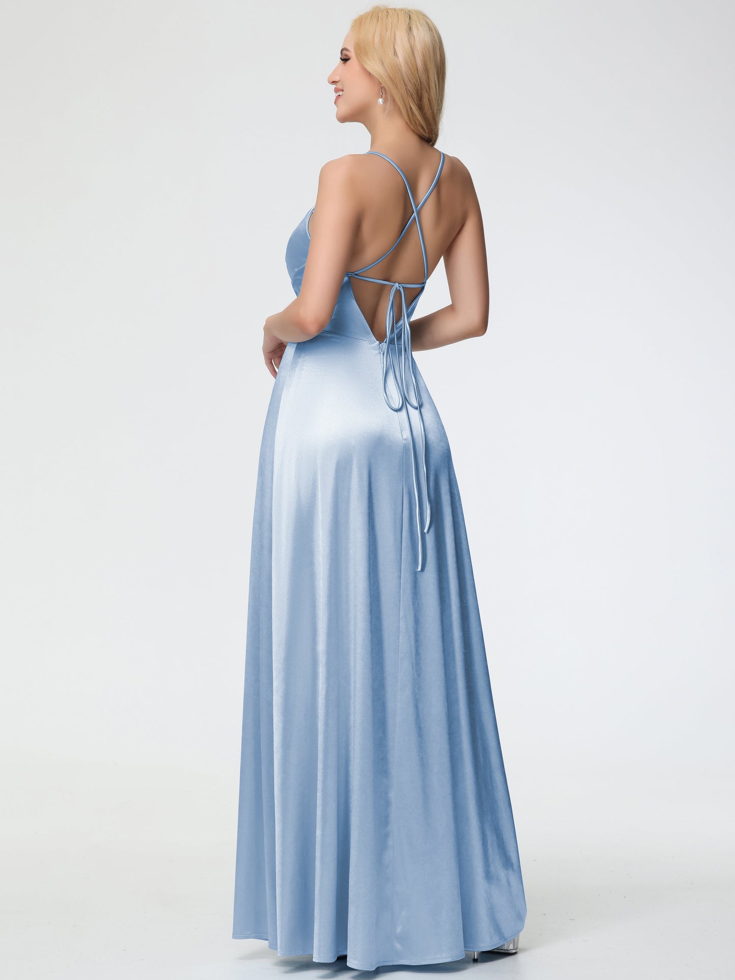 Sky Blue Bridesmaids Dress Spaghetti Straps V-Neck Pleated Open Back Stretch Satin Bridesmaid Dress With Slit