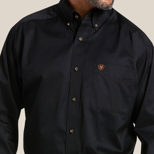 Ariat Mens Solid Twill Core Classic Long Sleeve  Button Down Dress Shirt