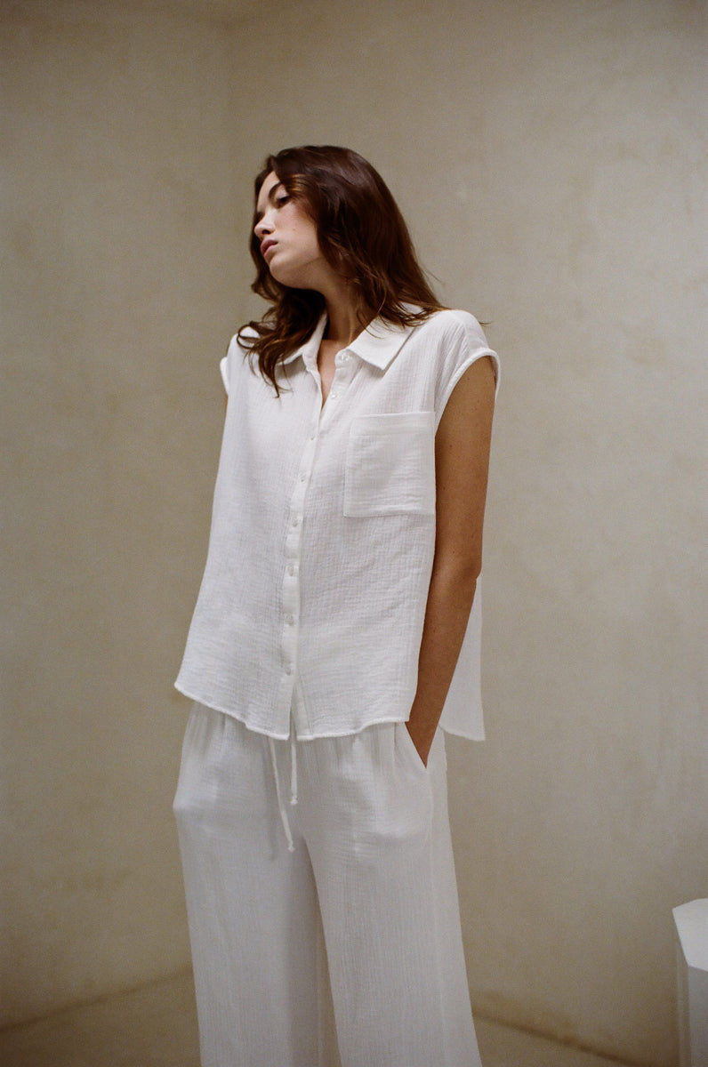 Bruna Sleeveless Cotton Collared Shirt