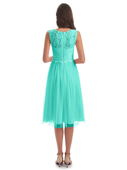 Luna Knee Length Scoop Lace Bridesmaid Dresses