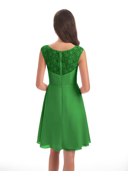 Zendaya Knee Length V-neck Chiffon Bridesmaid Dresses