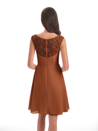 Zendaya Knee Length V-neck Chiffon Bridesmaid Dresses
