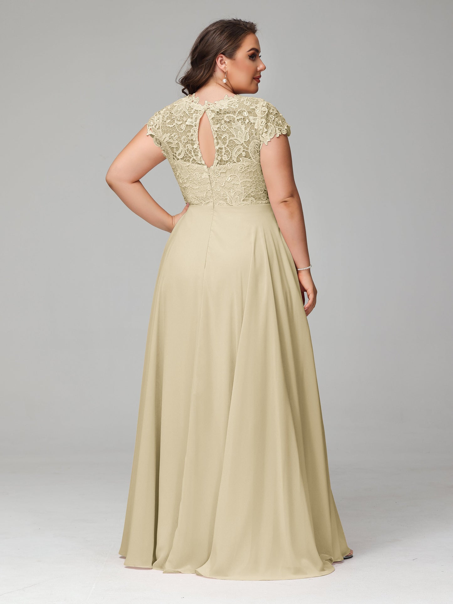 Crew Neck Delicate Chiffon Plus Size Bridesmaid Dresses