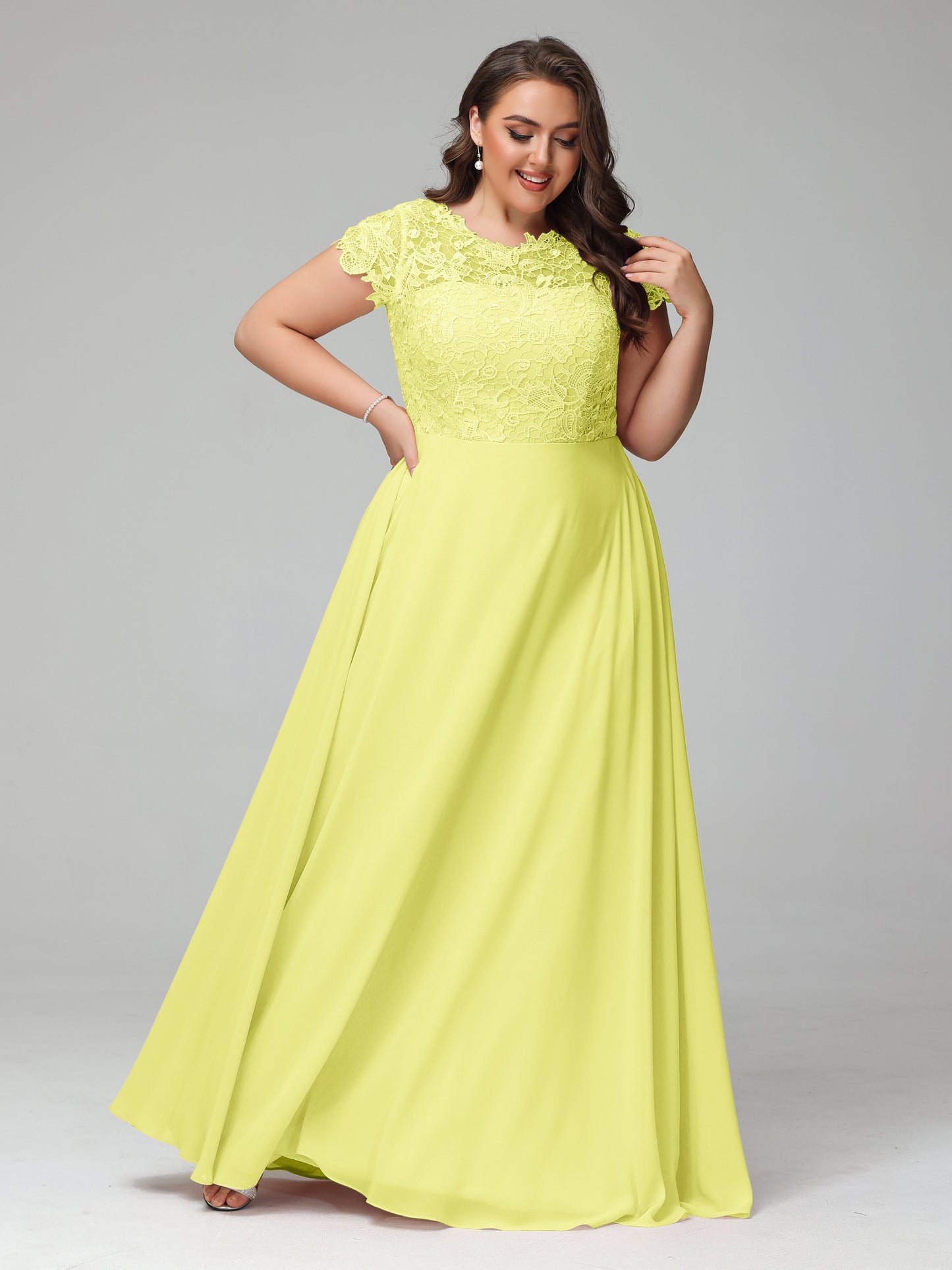 Crew Neck Delicate Chiffon Plus Size Bridesmaid Dresses