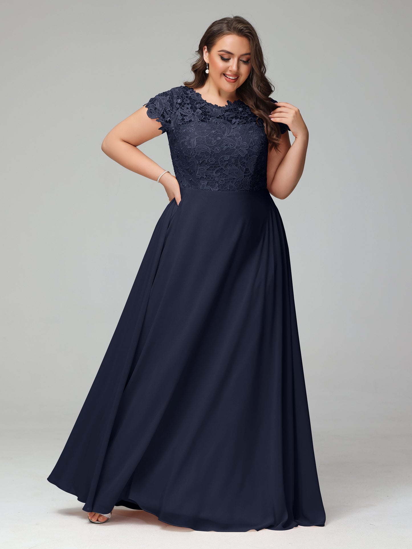 Crew Neck Delicate Chiffon Plus Size Bridesmaid Dresses