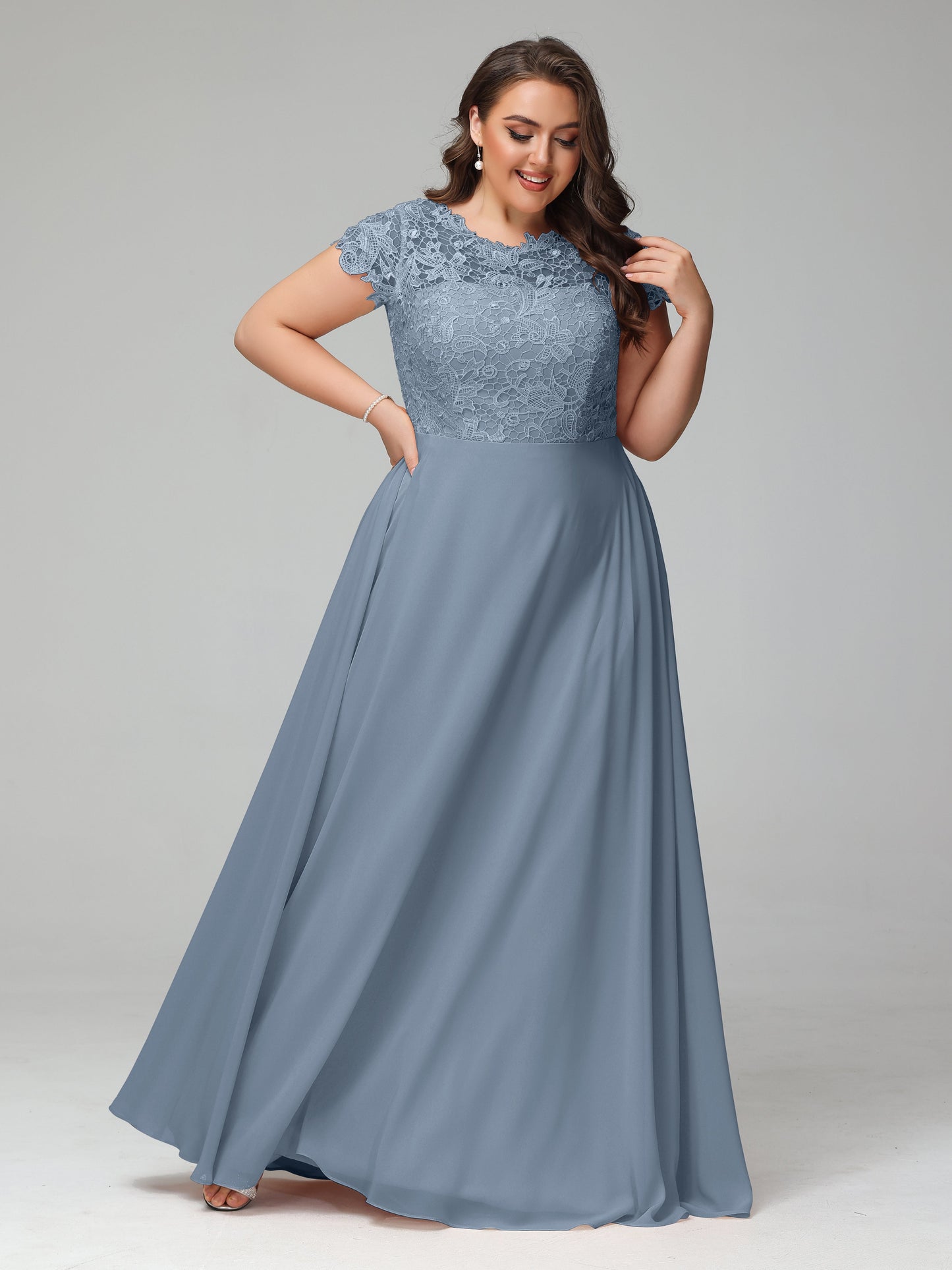 Crew Neck Delicate Chiffon Plus Size Bridesmaid Dresses