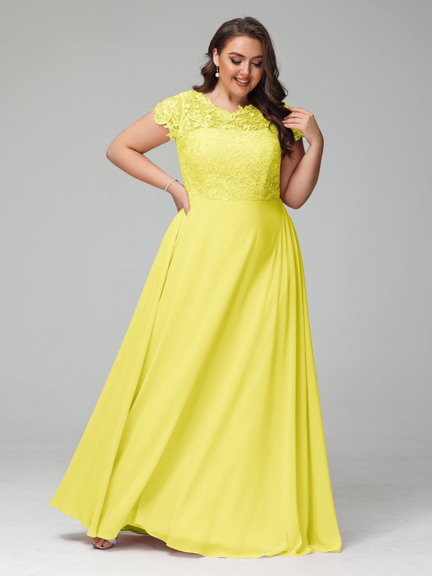Crew Neck Delicate Chiffon Plus Size Bridesmaid Dresses