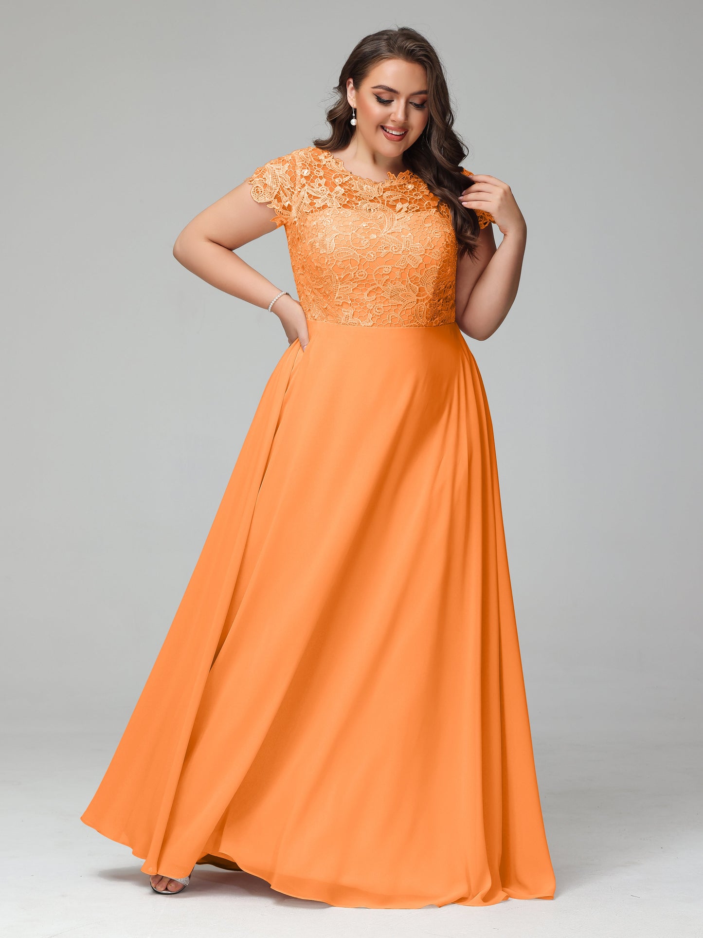 Crew Neck Delicate Chiffon Plus Size Bridesmaid Dresses
