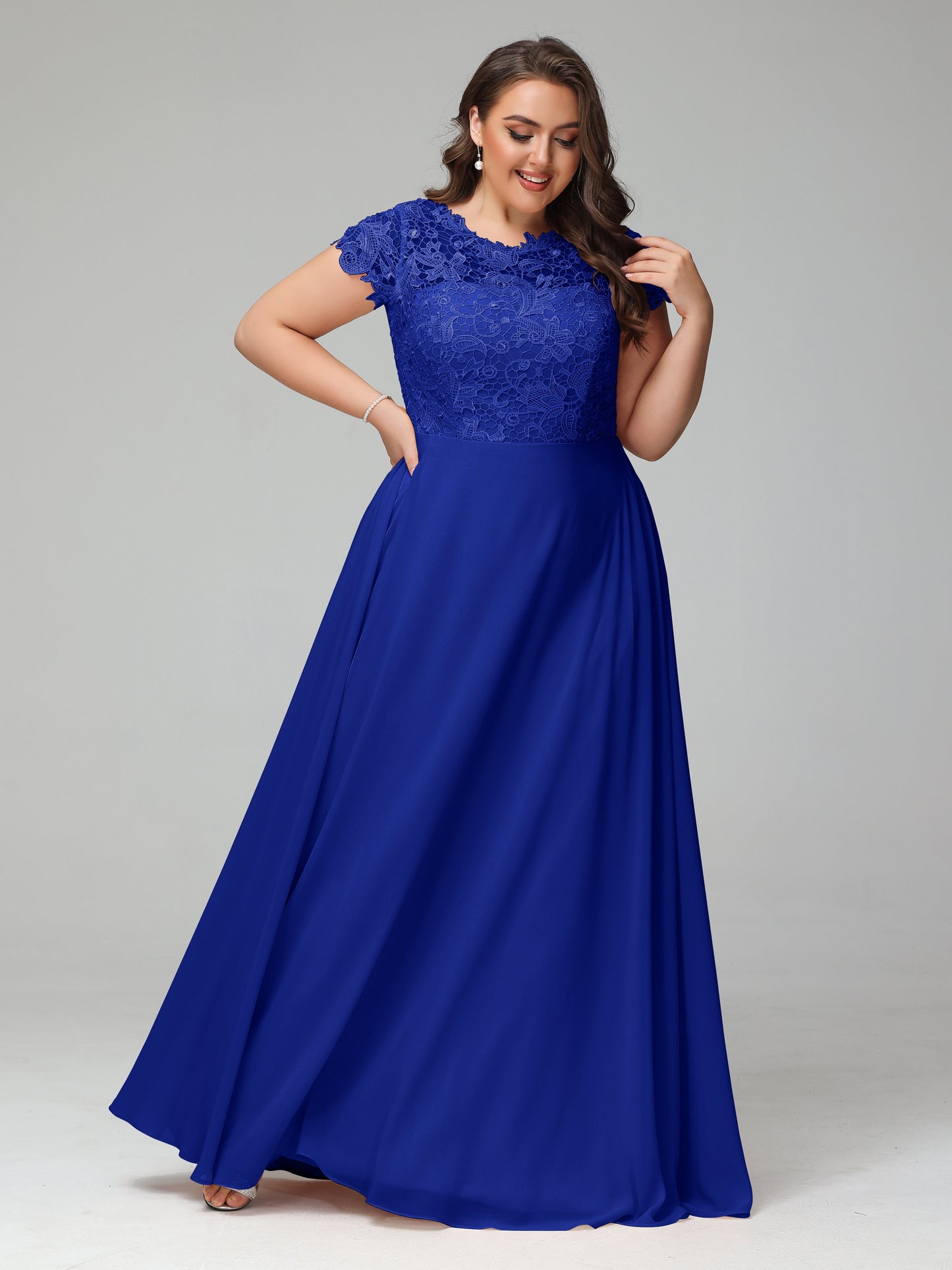 Crew Neck Delicate Chiffon Plus Size Bridesmaid Dresses