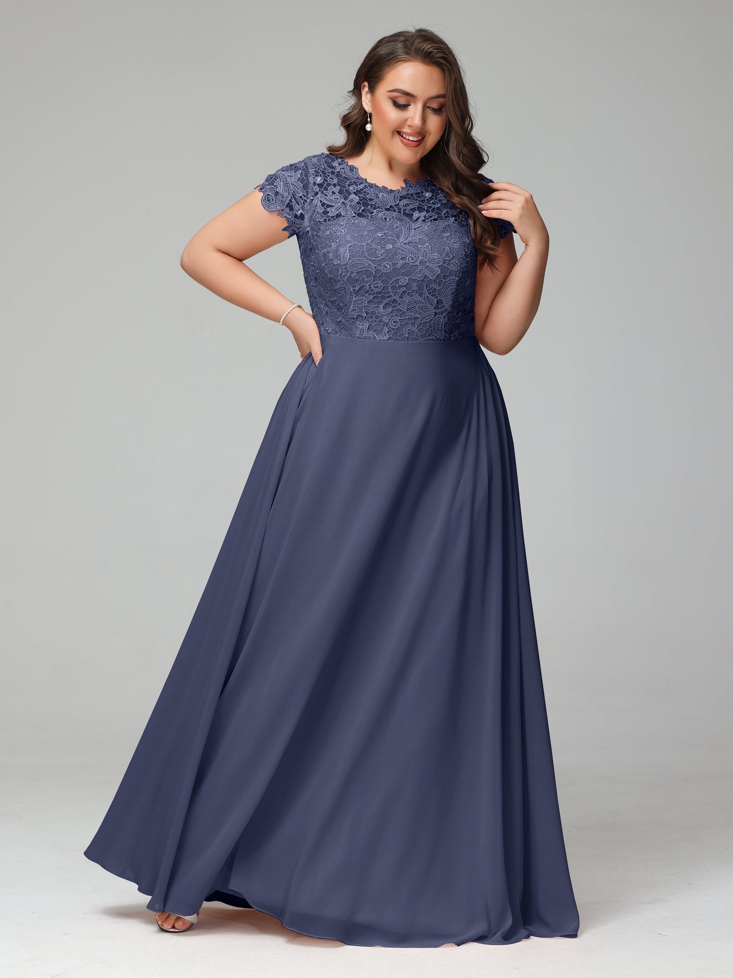 Crew Neck Delicate Chiffon Plus Size Bridesmaid Dresses