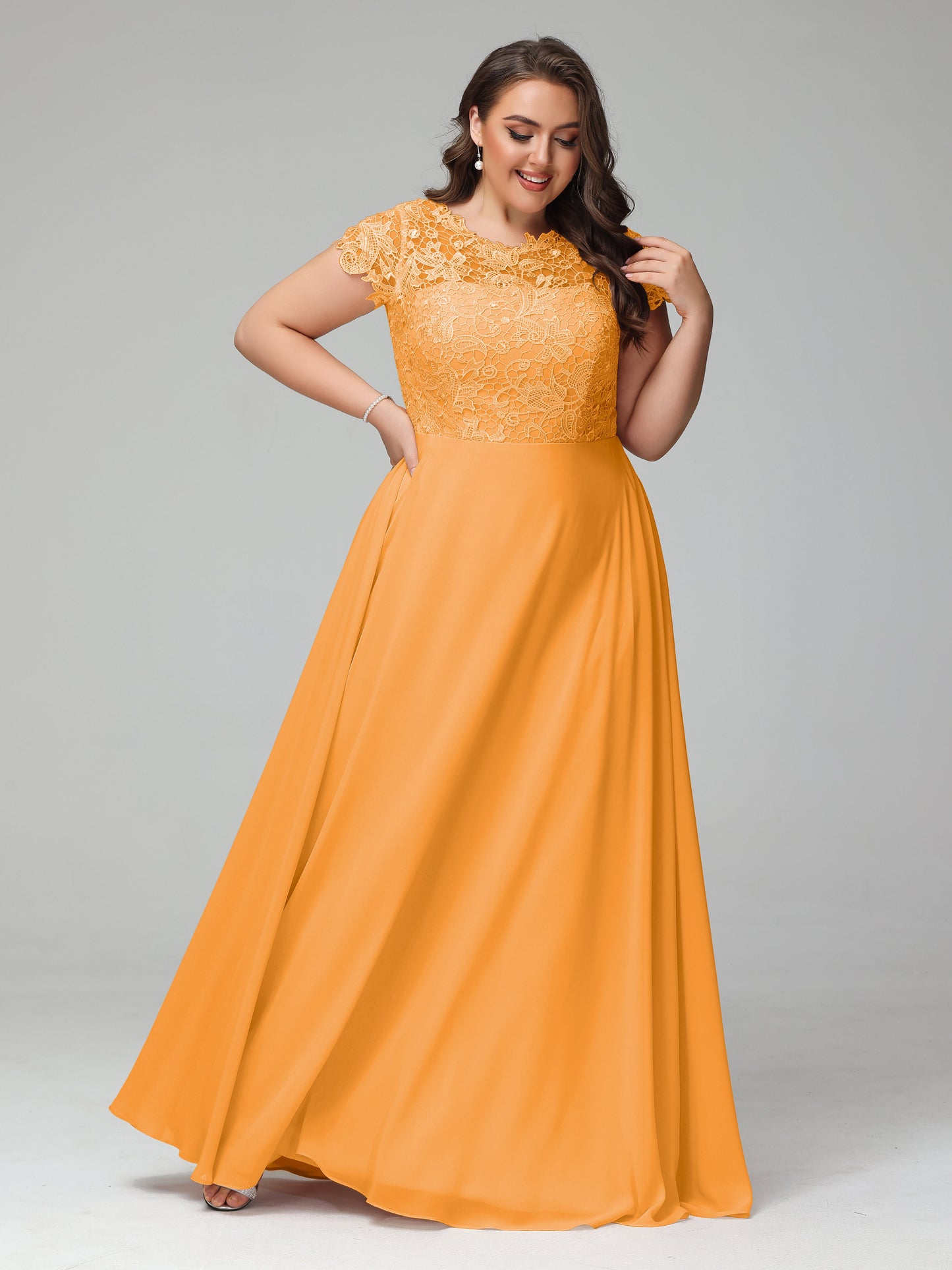 Crew Neck Delicate Chiffon Plus Size Bridesmaid Dresses