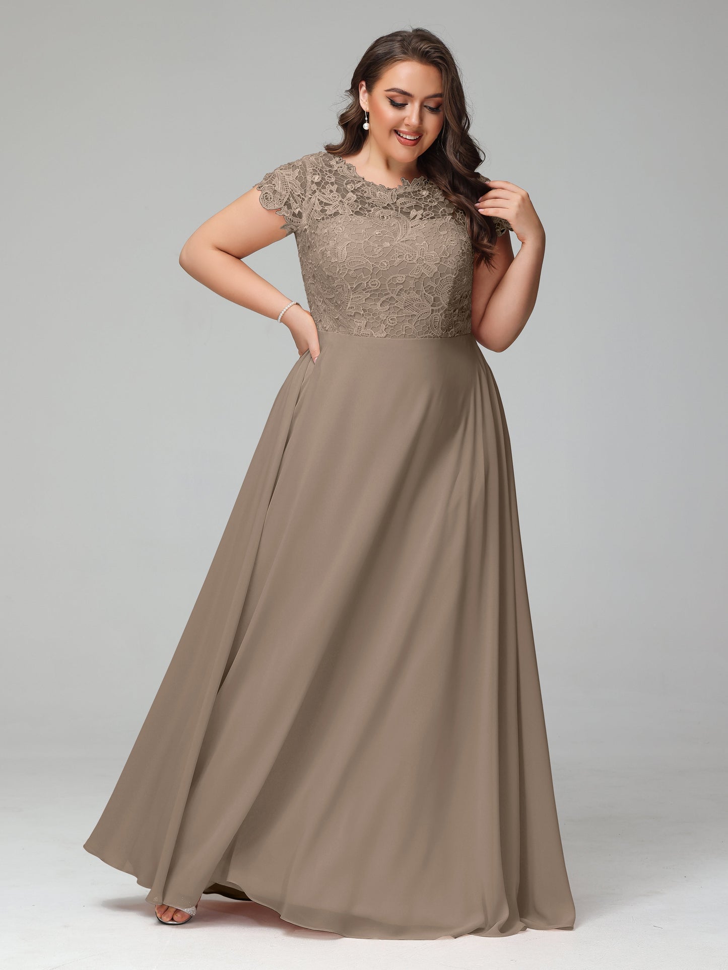 Crew Neck Delicate Chiffon Plus Size Bridesmaid Dresses