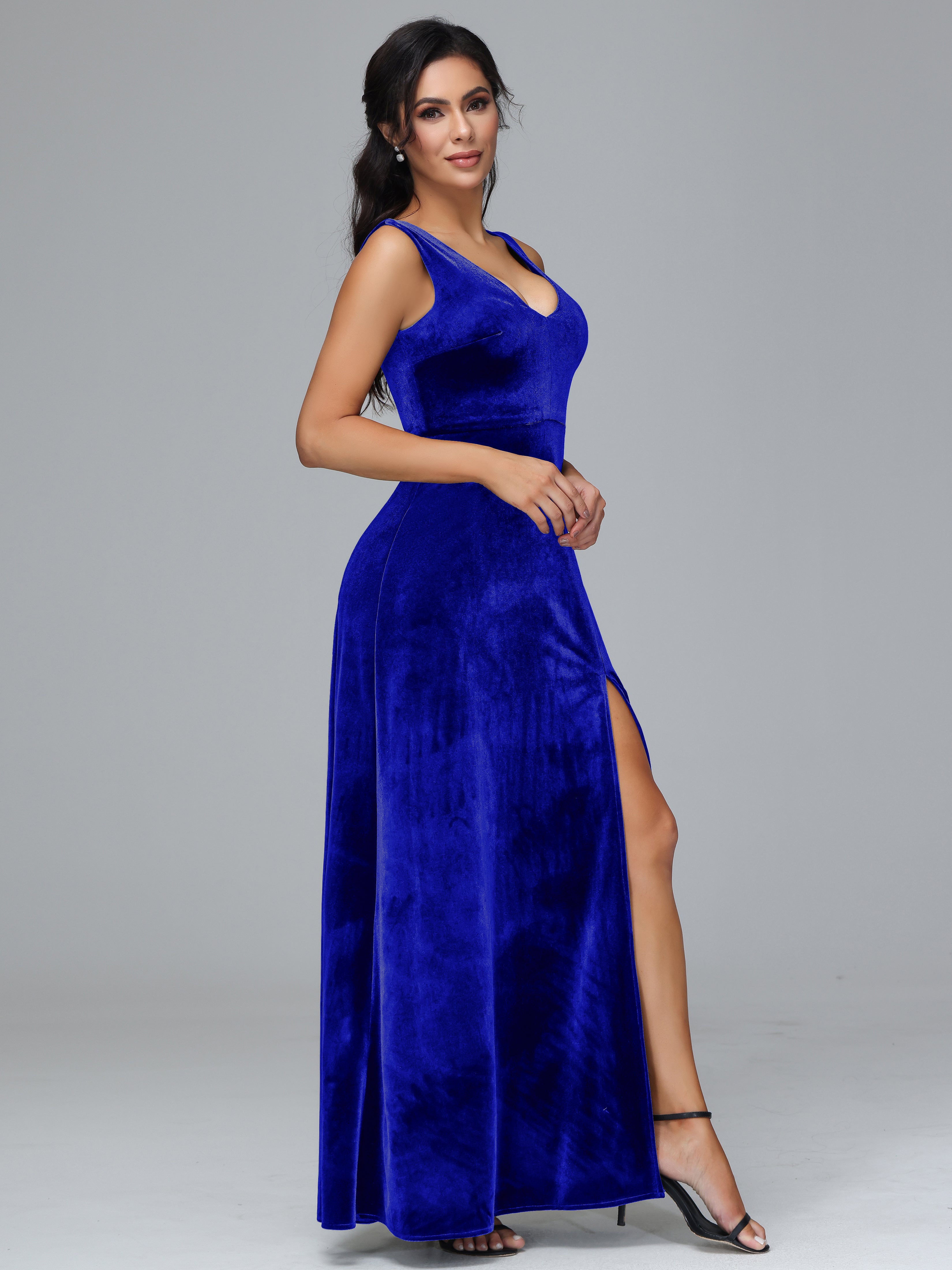 Straps V Neck Plus Size Bridesmaid Dress With Slit