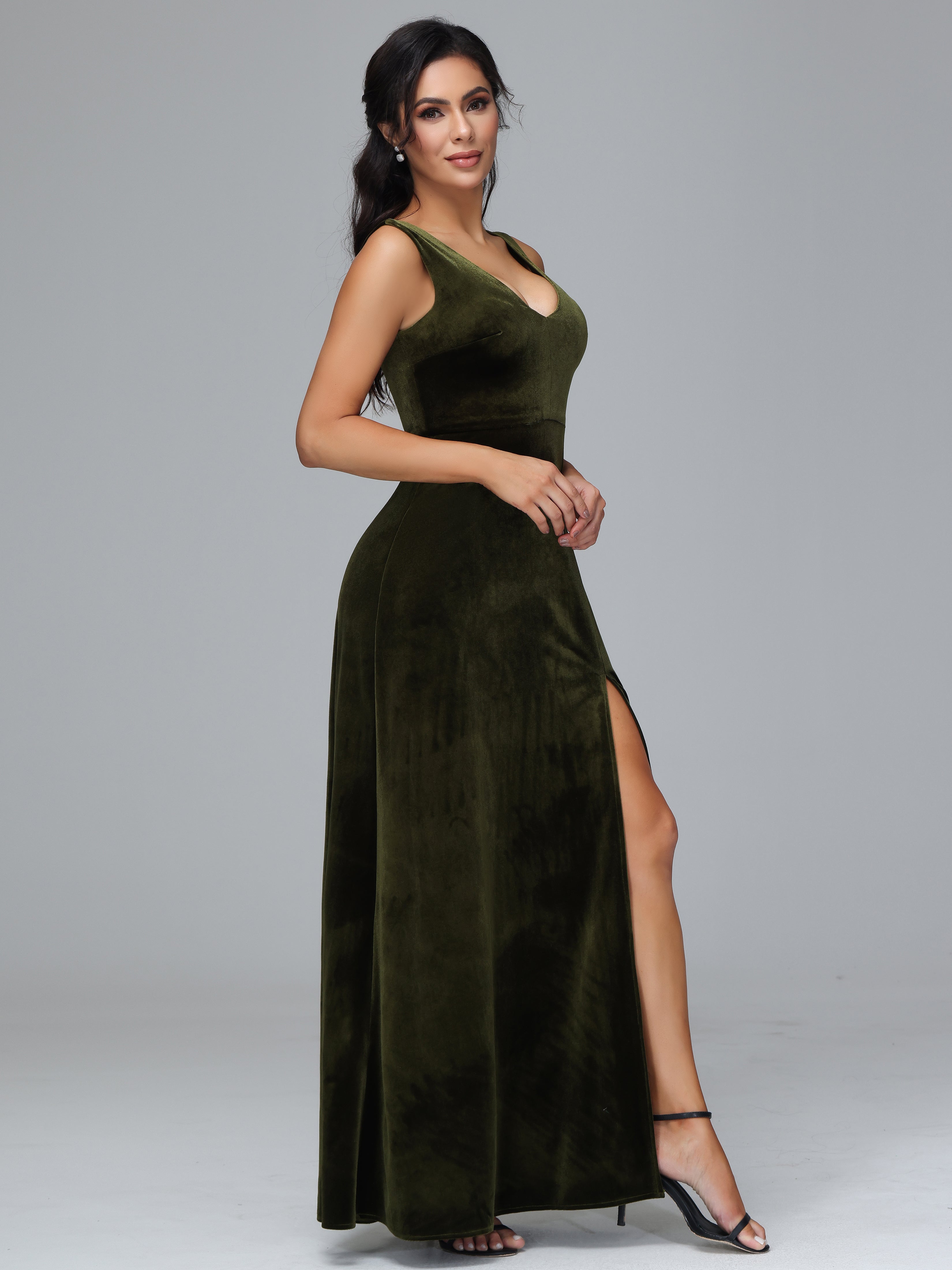 Straps V Neck Plus Size Bridesmaid Dress With Slit