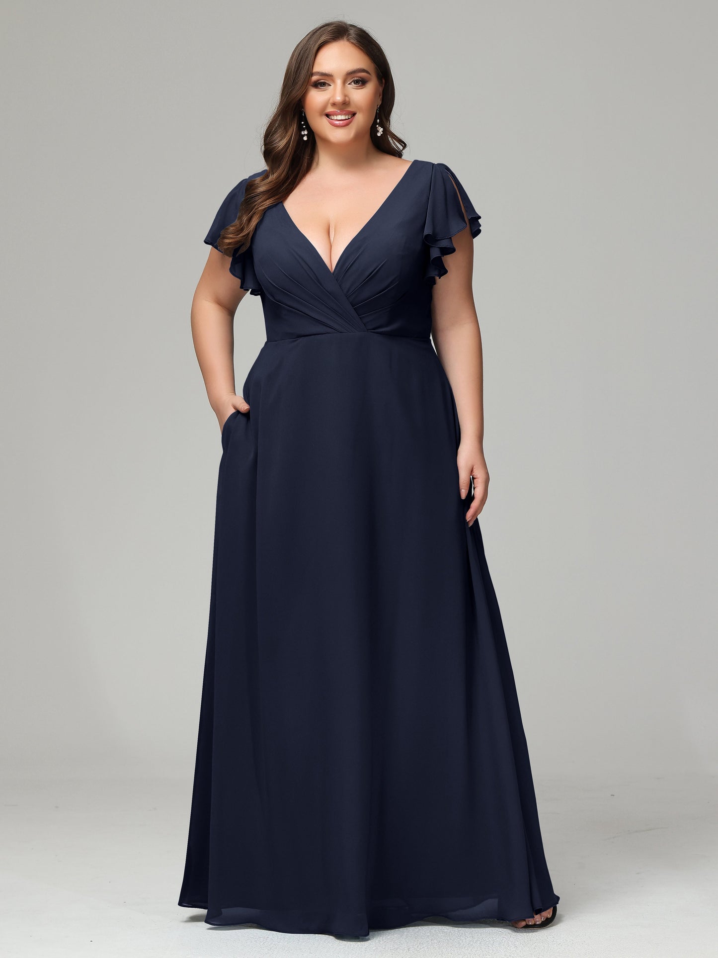 V Neck Chiffon Plus Size Long Bridesmaid Dresses with Sleeves