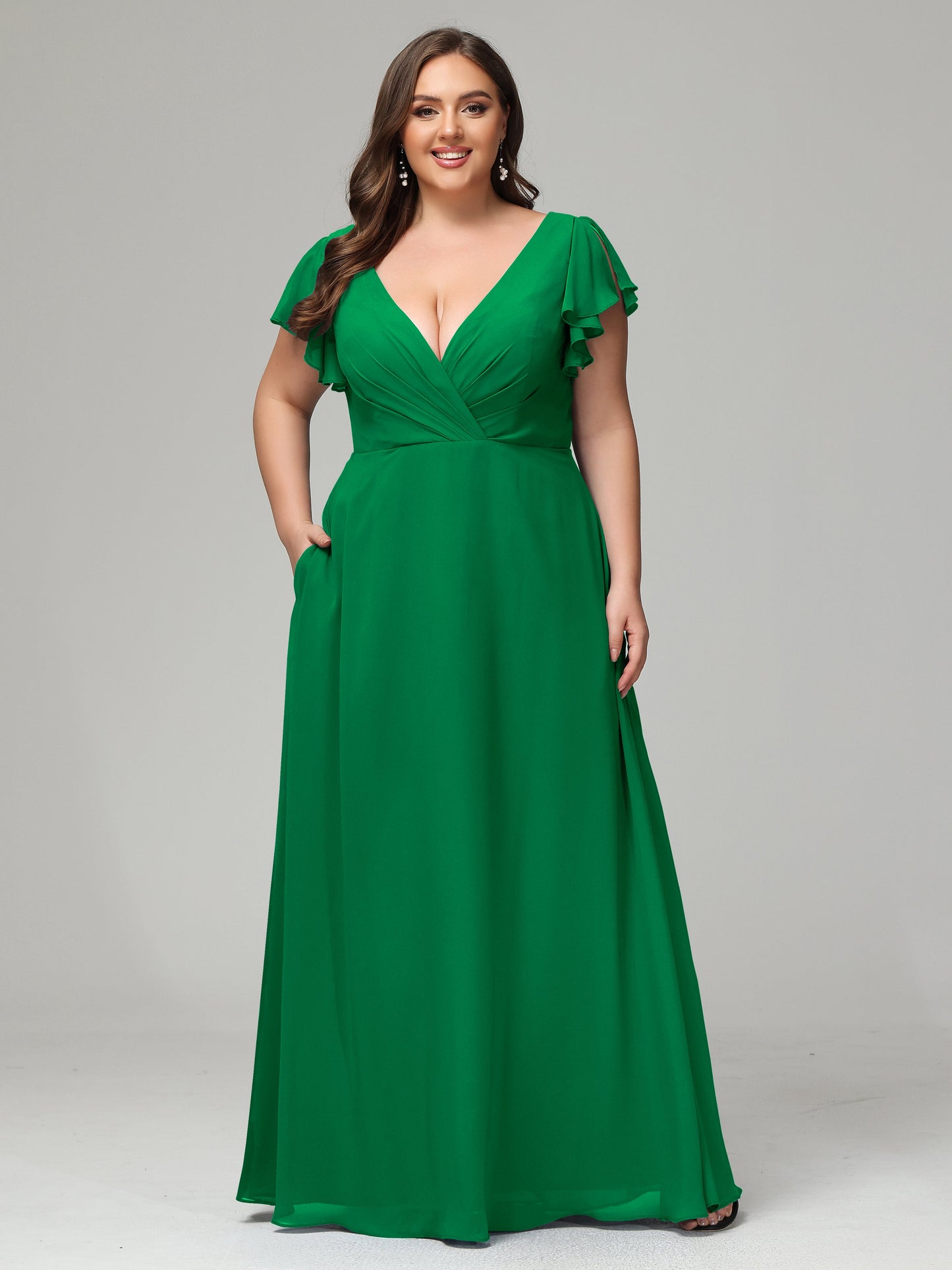 V Neck Chiffon Plus Size Long Bridesmaid Dresses with Sleeves