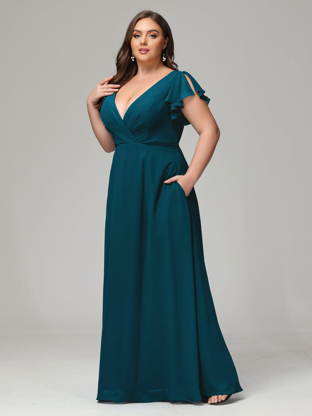 V Neck Chiffon Plus Size Long Bridesmaid Dresses with Sleeves