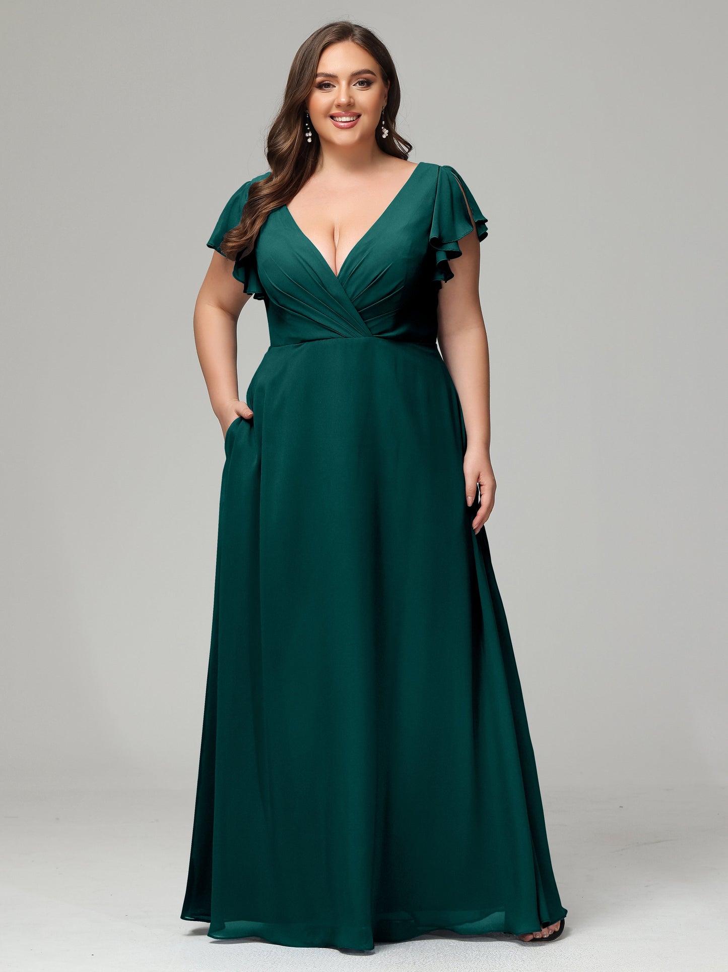 V Neck Chiffon Plus Size Long Bridesmaid Dresses with Sleeves