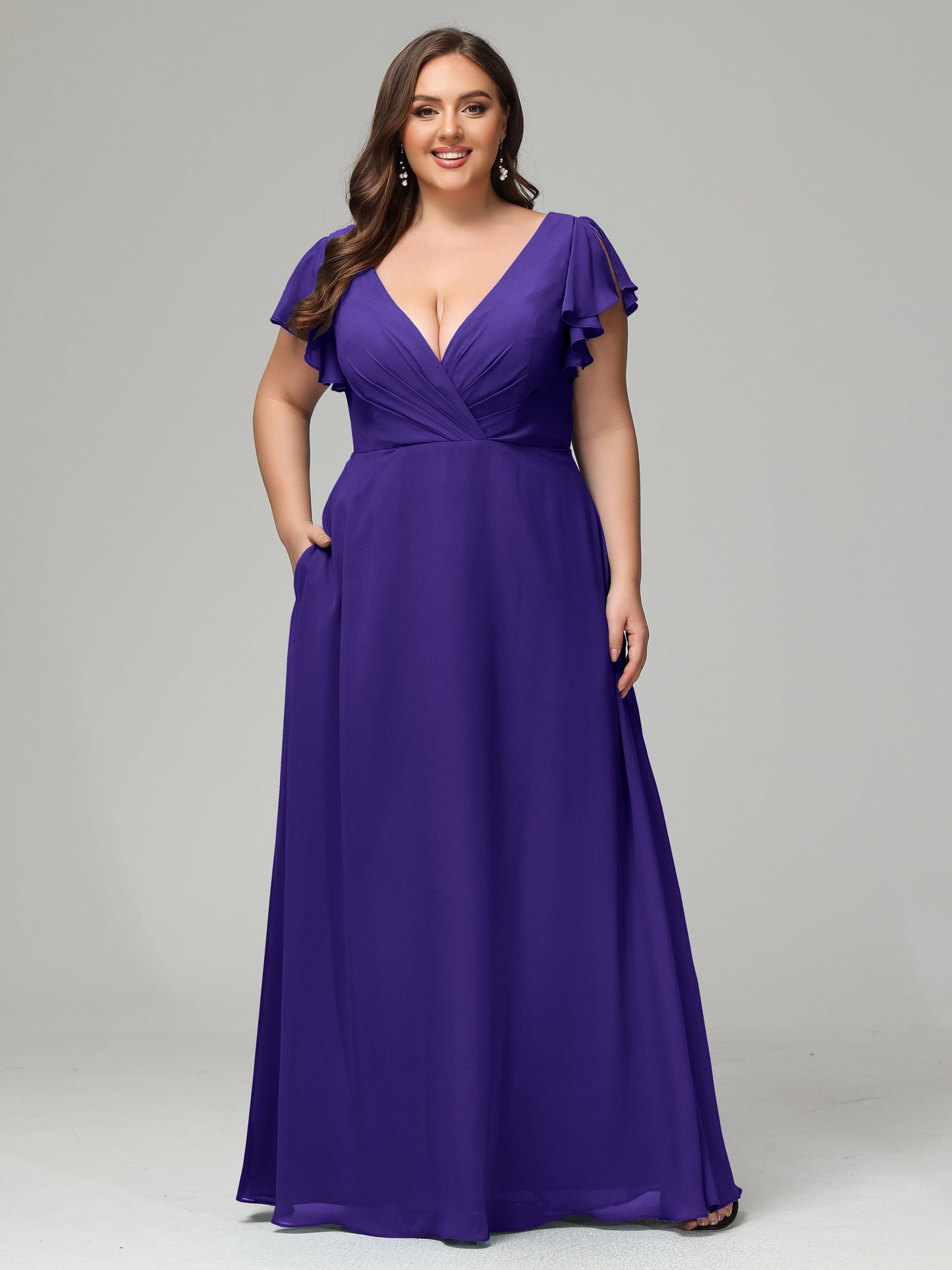V Neck Chiffon Plus Size Long Bridesmaid Dresses with Sleeves