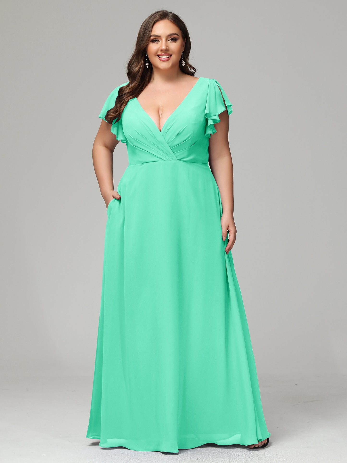 V Neck Chiffon Plus Size Long Bridesmaid Dresses with Sleeves